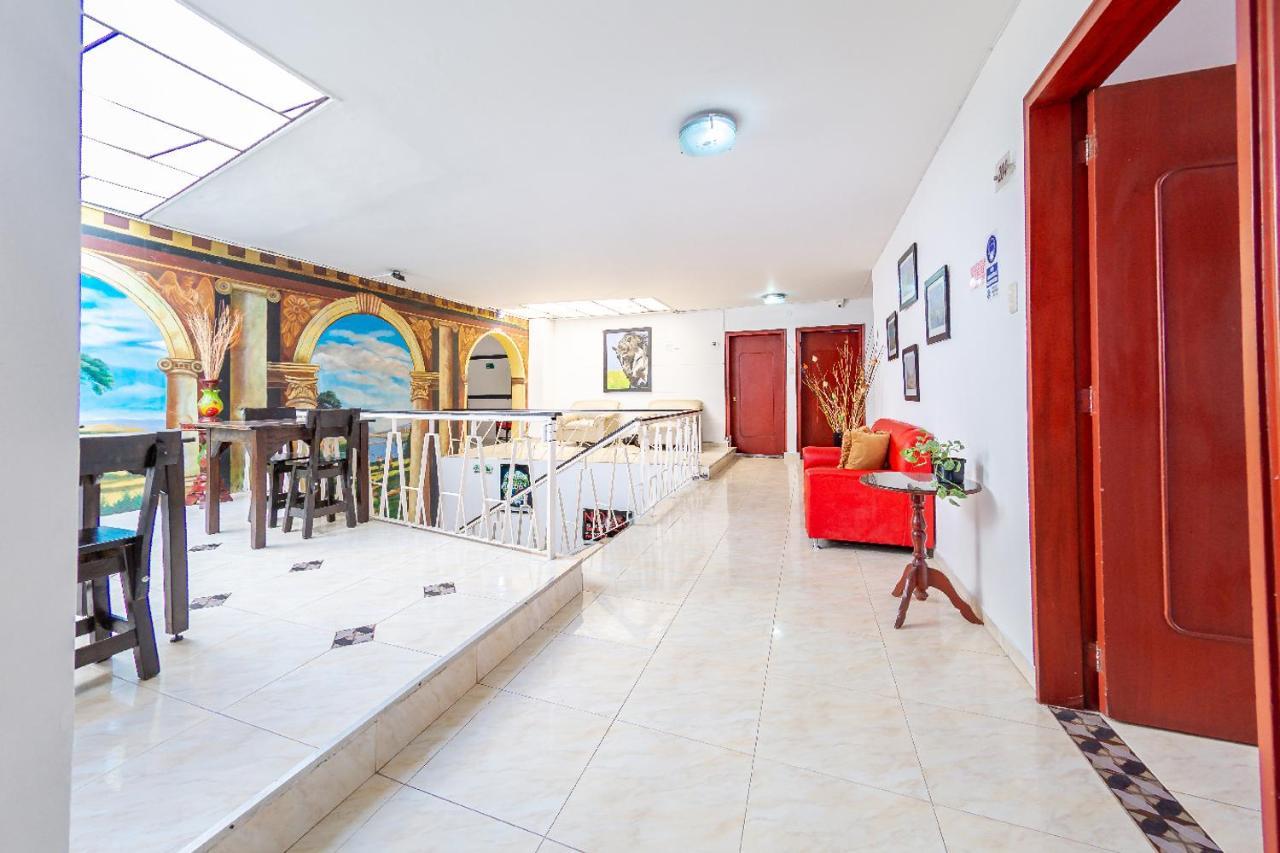 Hotel Imperio La 16 à Pereira Extérieur photo